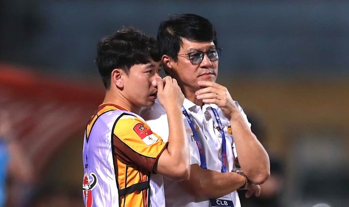 HLV Vũ Tiến Thành muốn giữ chân Minh Vương.