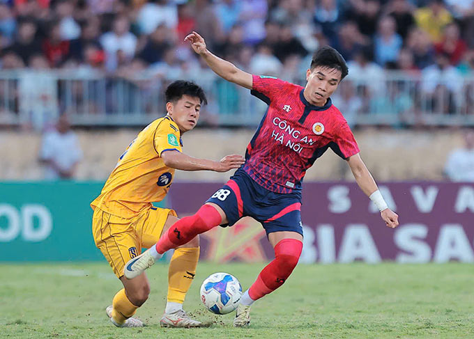 Quan điểm của HLV Mano Polking